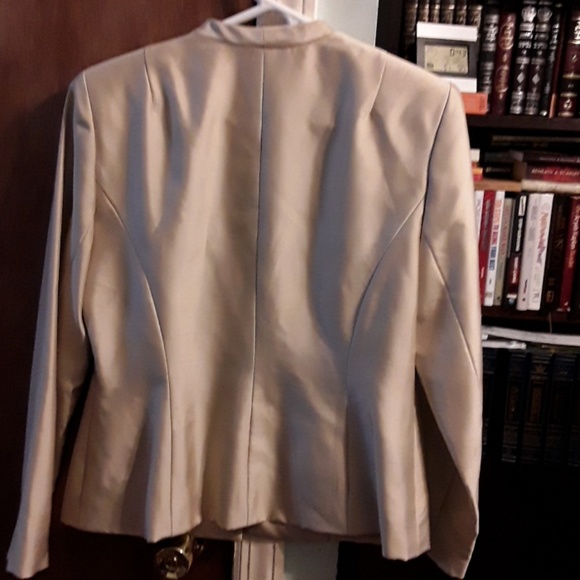 Talbots skirt suit. NWT - Picture 6 of 8